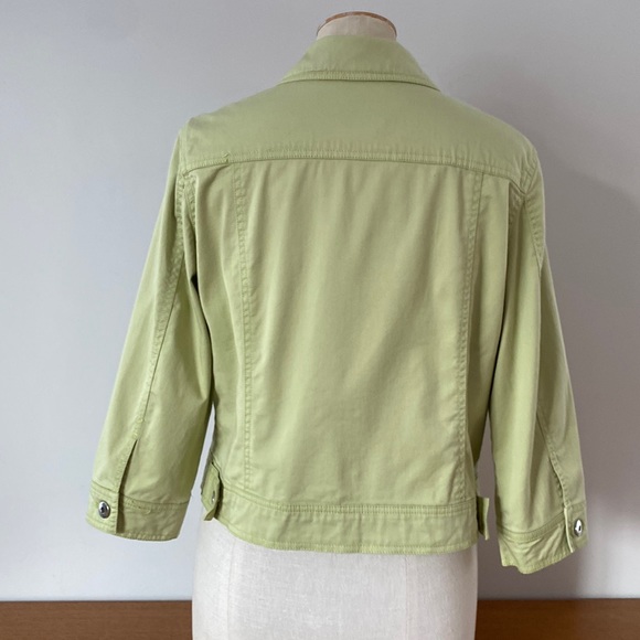 Cleo Petites mint green denim jacket style. Metal buttons on front and sides. M - Picture 4 of 13